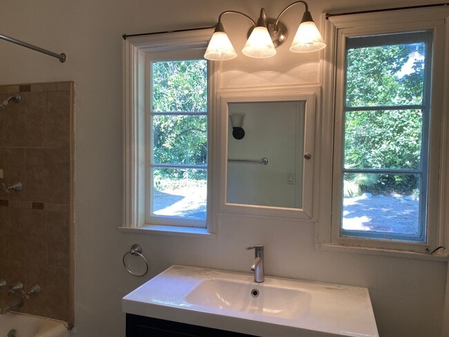 Building Photo - COMING SOON!  Beautiful 3 bedroom 2 bathro...