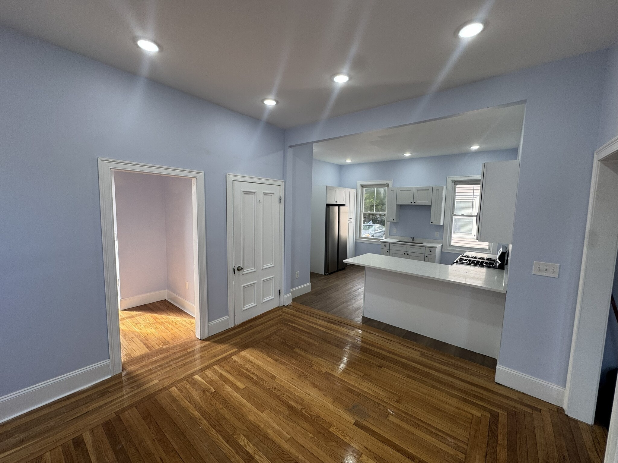 Building Photo - 138 Jewett St