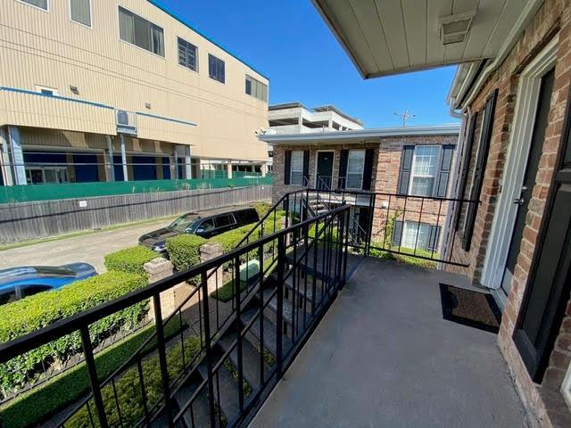Building Photo - 6410 Del Monte Dr