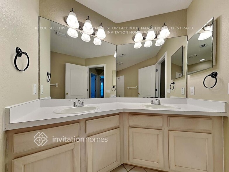 Building Photo - 2007 Timberfall Ln