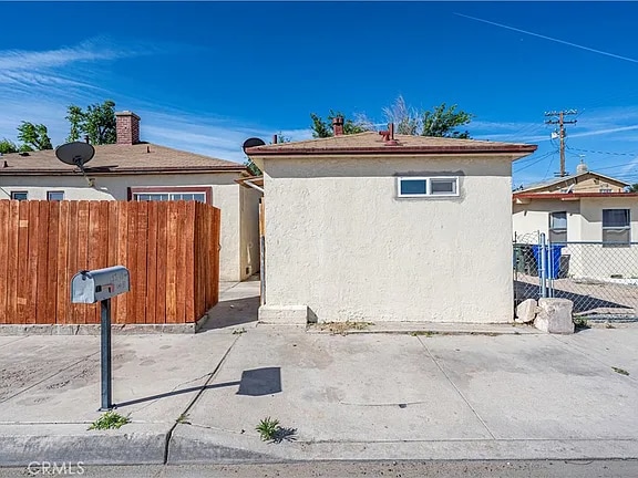 Building Photo - 15548 Eighth St
