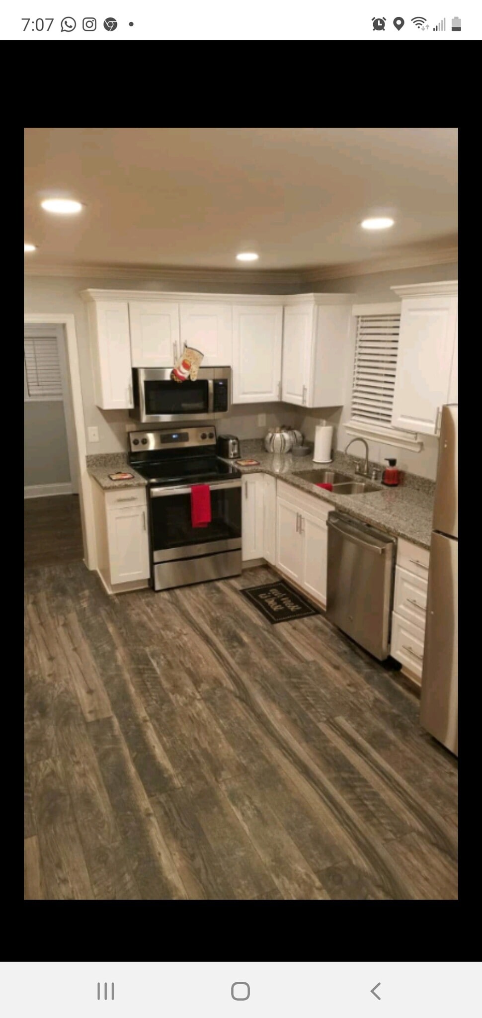 Open kitchen - 818 Lee Andrews Ave SE