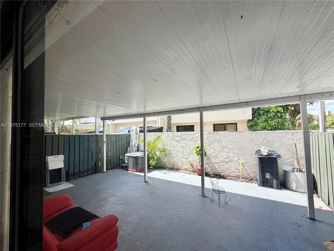 Building Photo - 8556 NW 8th St