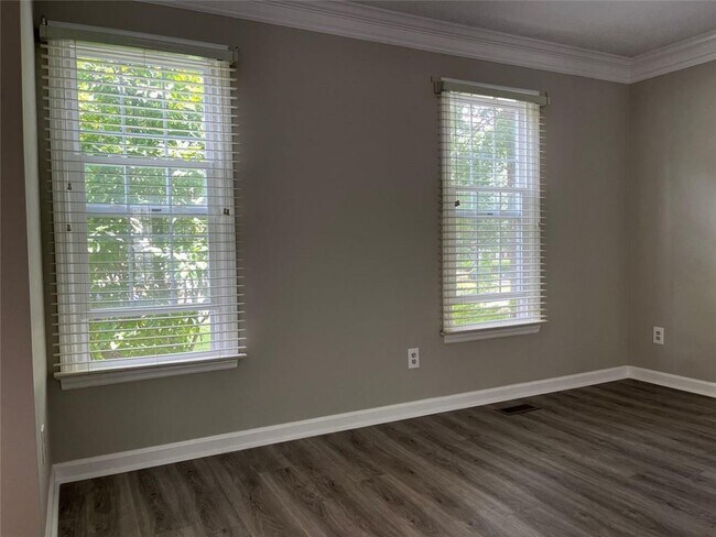 Building Photo - 1397 Wynford Gate