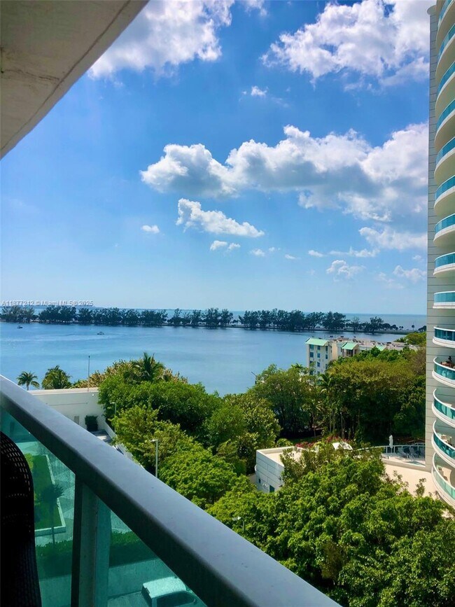 Primary Photo - 2101 Brickell Ave