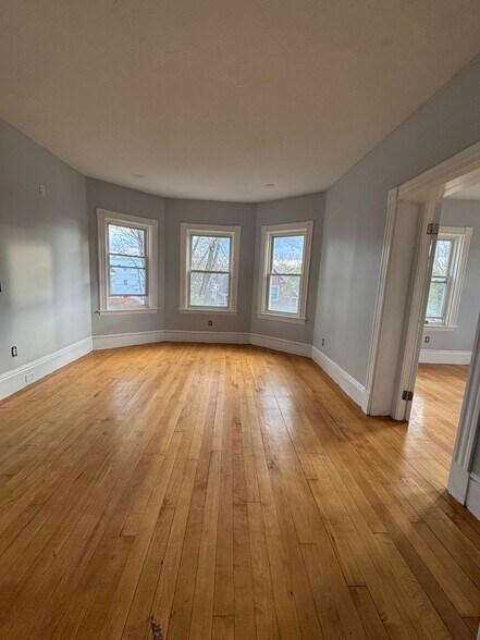 Building Photo - 103 French Ave