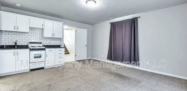 Building Photo - 5674 Magic Isle Ln