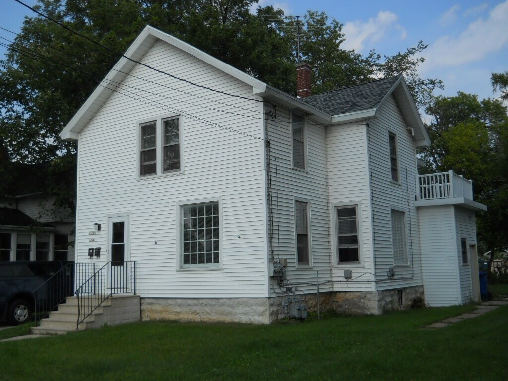 Building Photo - 1308 Cedar St
