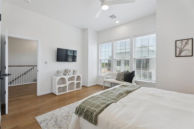 Building Photo - 18817 Selah Wy