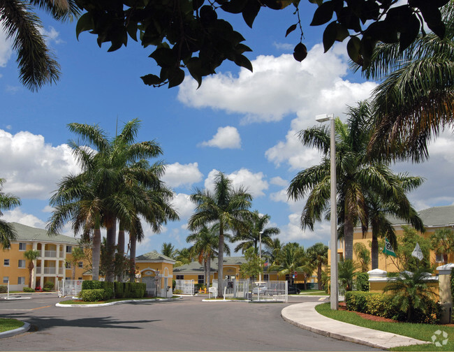 Building Photo - Vista Verde at Deerwood