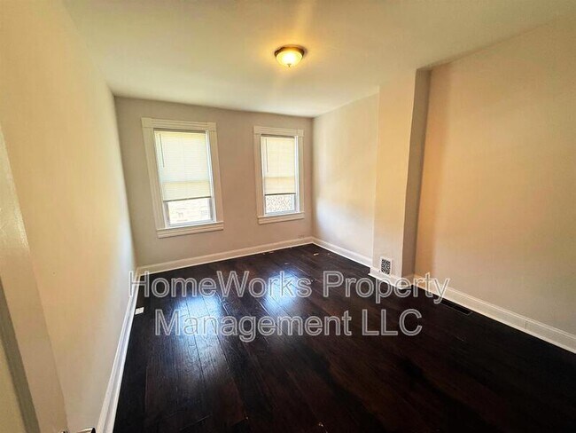 Building Photo - 5 S Conkling St