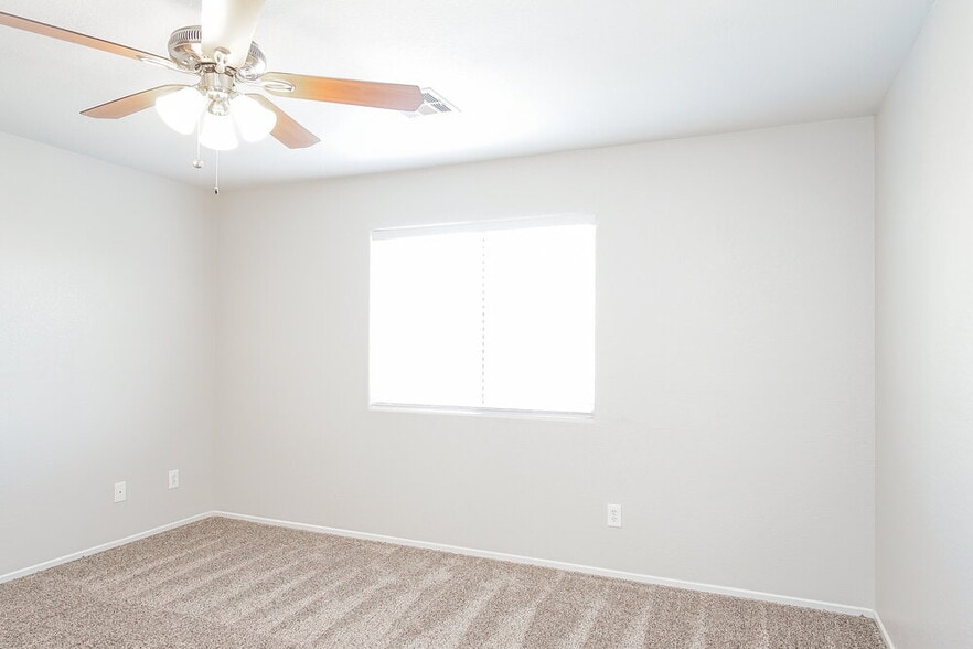 Building Photo - 3323 Fico Ave