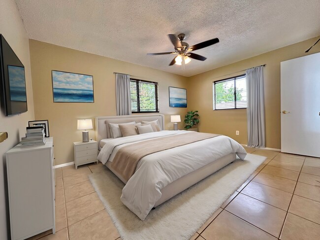 Building Photo - Stylishly upgraded 4Bedrooms/2Baths home in the heart of Winter Springs!