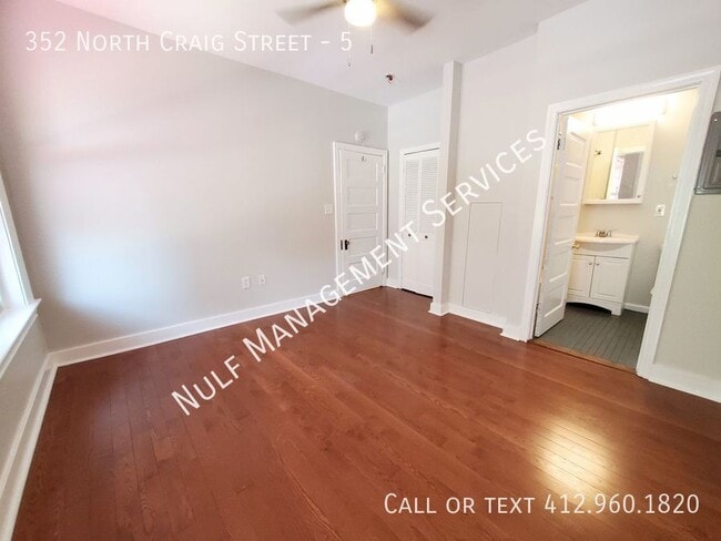 Building Photo - 352 N Craig St