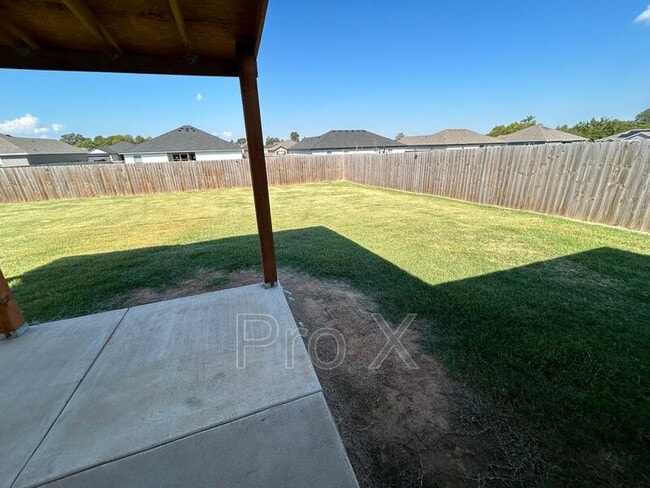 Building Photo - 419 N Mojave St