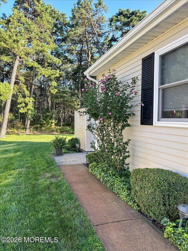 Building Photo - 53 Chesterfield Ln