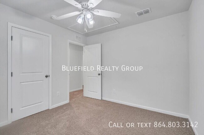 Building Photo - 139 Irish Vine Walk