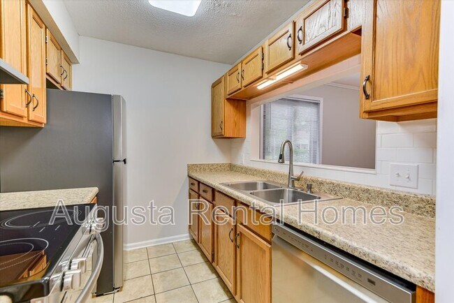 Building Photo - 208 W Buena Vista Ave