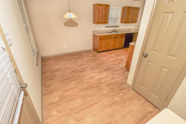 Building Photo - 2418 Gibbs Bend Ct