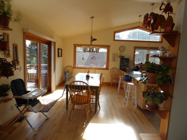 Dining room - 53 Paradise Rd