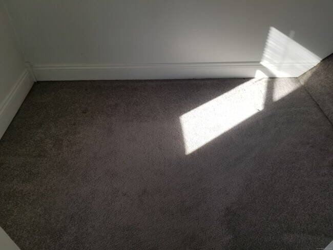 Building Photo - 1 Abbott Rd