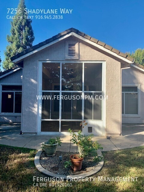 Building Photo - 7256 Shadylane Way