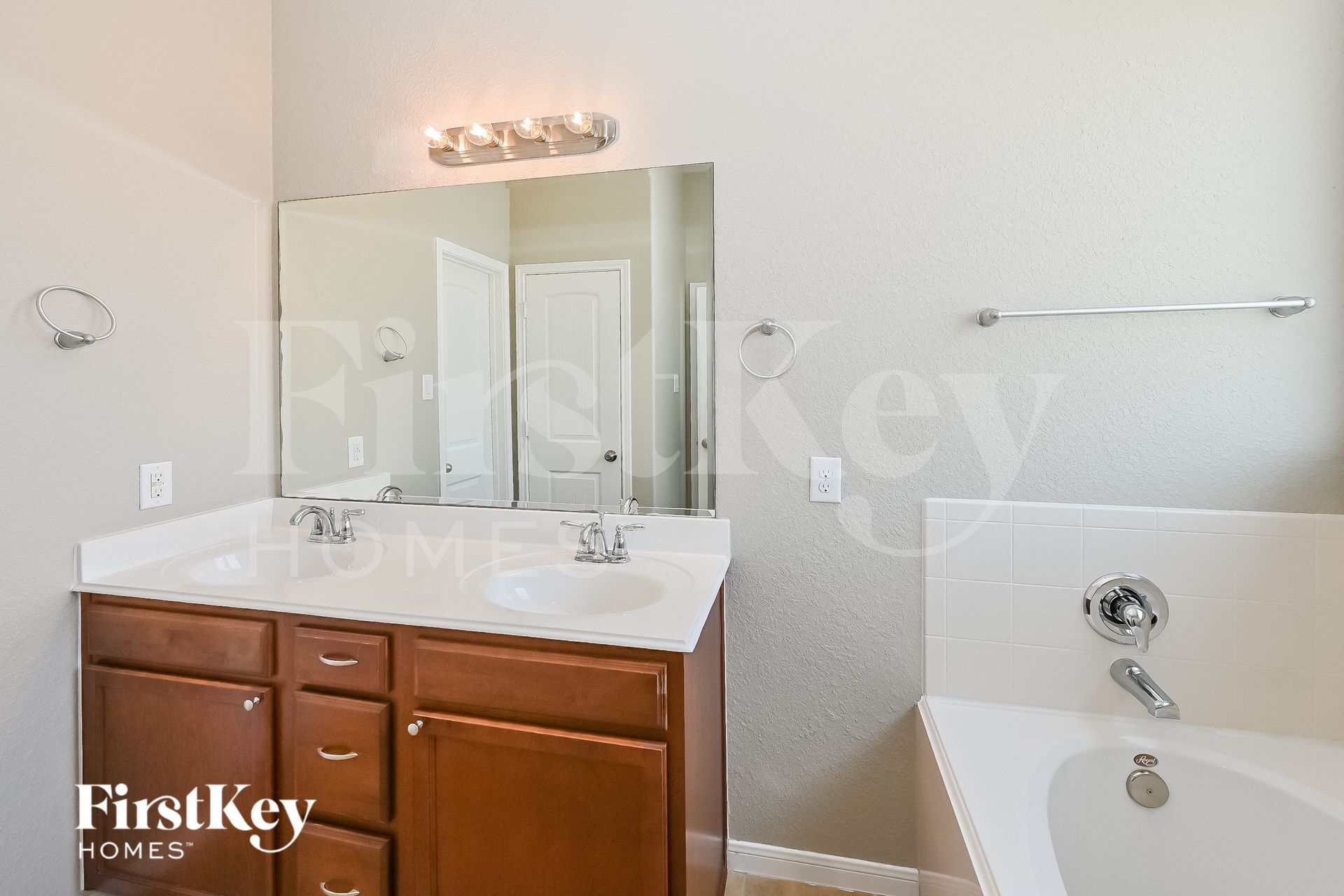 Building Photo - 14302 Merganser Dr