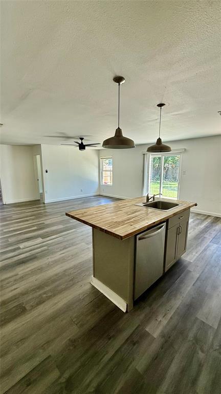 Building Photo - 1307 Wroxton Way