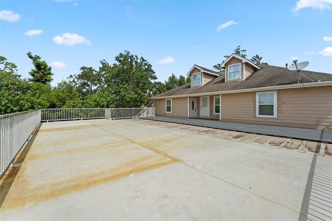 Building Photo - 511 Turner Dr