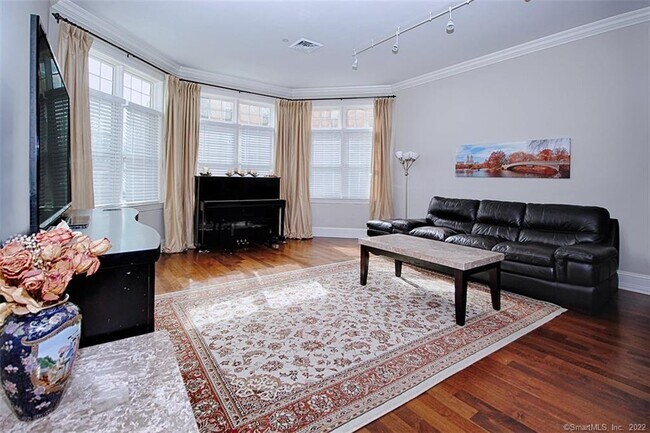 Building Photo - 100 Stone Ridge Way