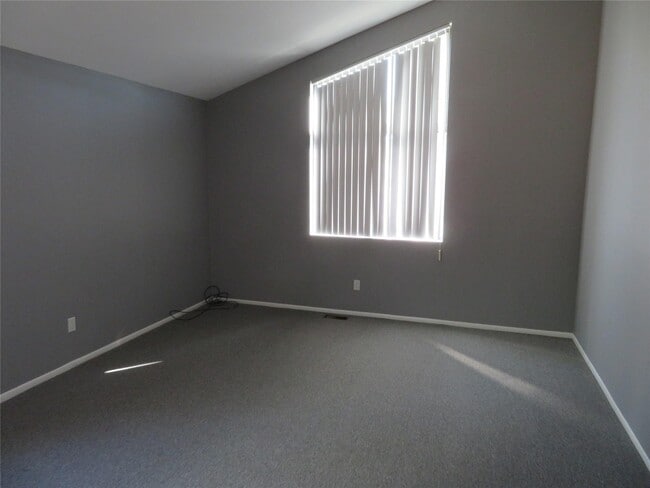 Building Photo - 57 Firwood Rd