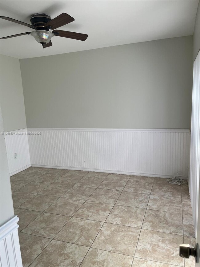 Building Photo - 9722 NW 6th Ln