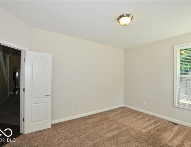 Building Photo - 14080 Plantation Wood Ln