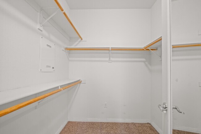 Building Photo - 82013 Cochran Dr