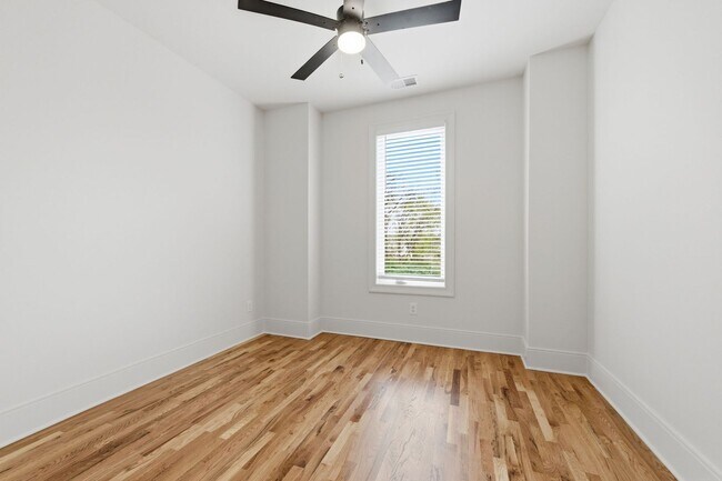 Building Photo - 4 Bed 4 Bath Newly-Built Townhome | Charlotte Park