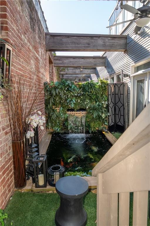 Building Photo - 320 Peters St SW