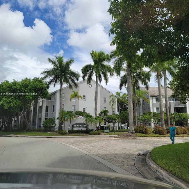 Building Photo - 711 SW 111th Way