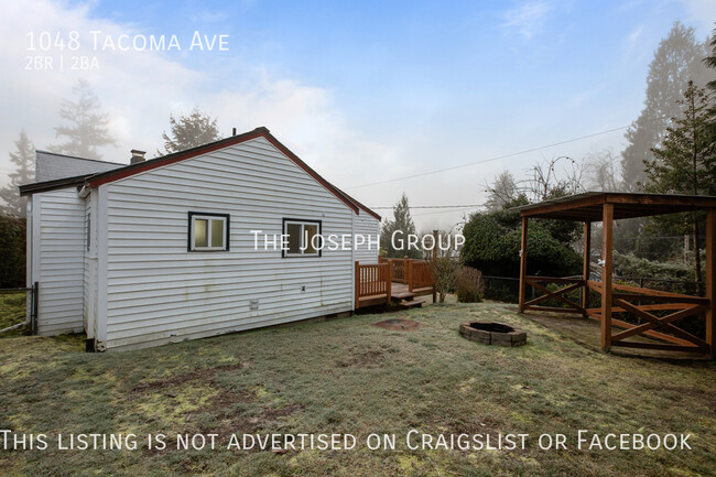 Building Photo - Charming 2 bed in Port Orchard