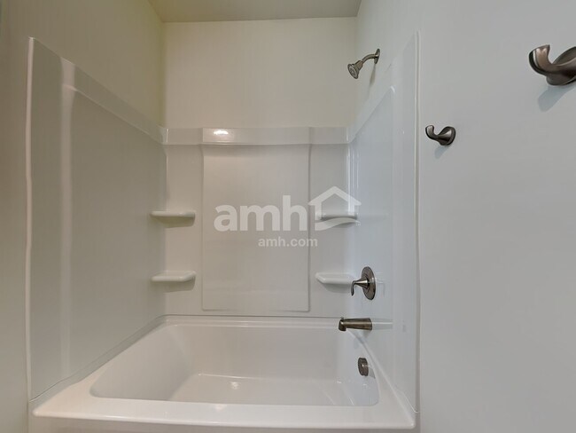 Building Photo - 609 Rivermist Dr