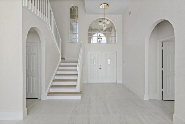 Building Photo - 20321 Hacienda Ct