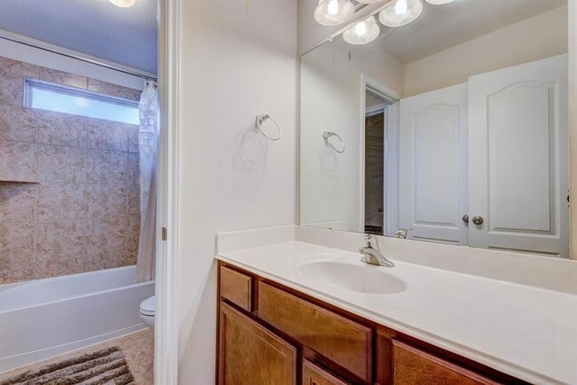 Building Photo - 23707 Walnut Maze Ct