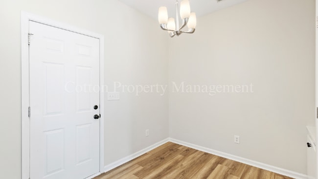 Building Photo - 1010 Winterberry Cir