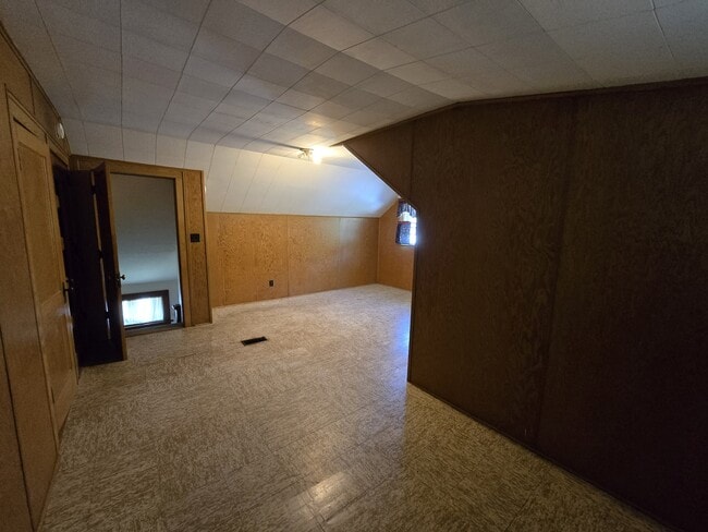 Building Photo - 450 Cutler St