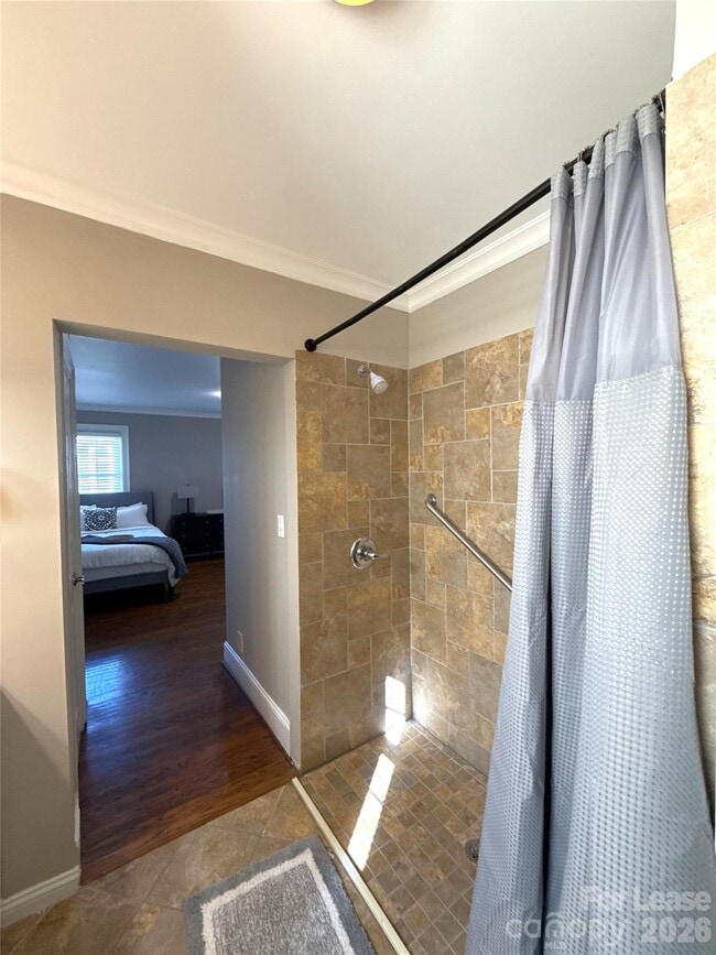 Building Photo - 14009 Thompson Rd