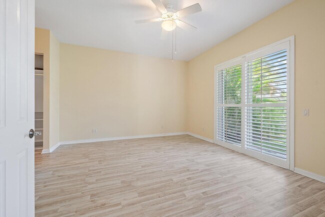 Building Photo - 8875 Oldham Way