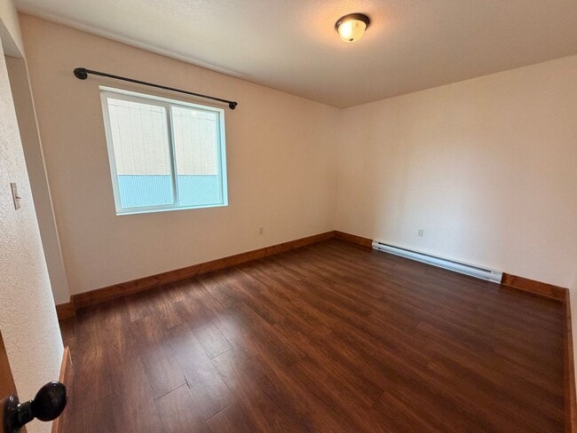 Building Photo - 936 St Joe St