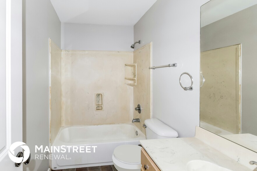 Building Photo - 6330 Cheyenne Dr