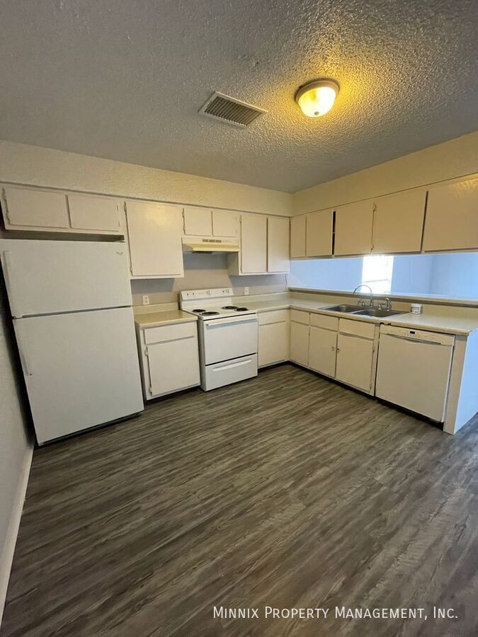 Building Photo - 3007 W Louisiana Ave