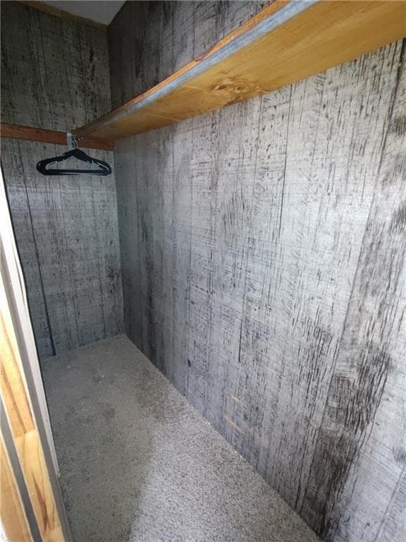 Building Photo - 672 Providence St