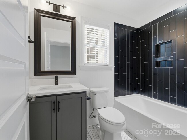 Building Photo - 1511 Landis Ave